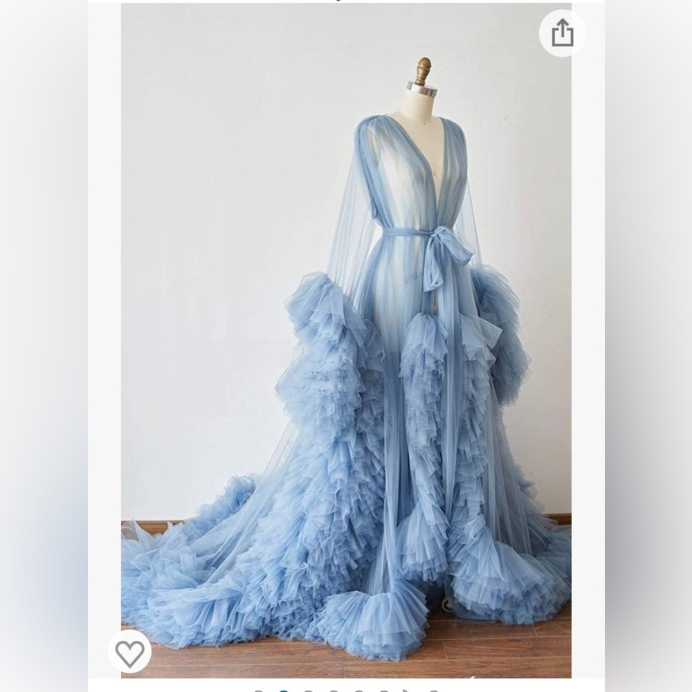 Maternity photoshoot dress
